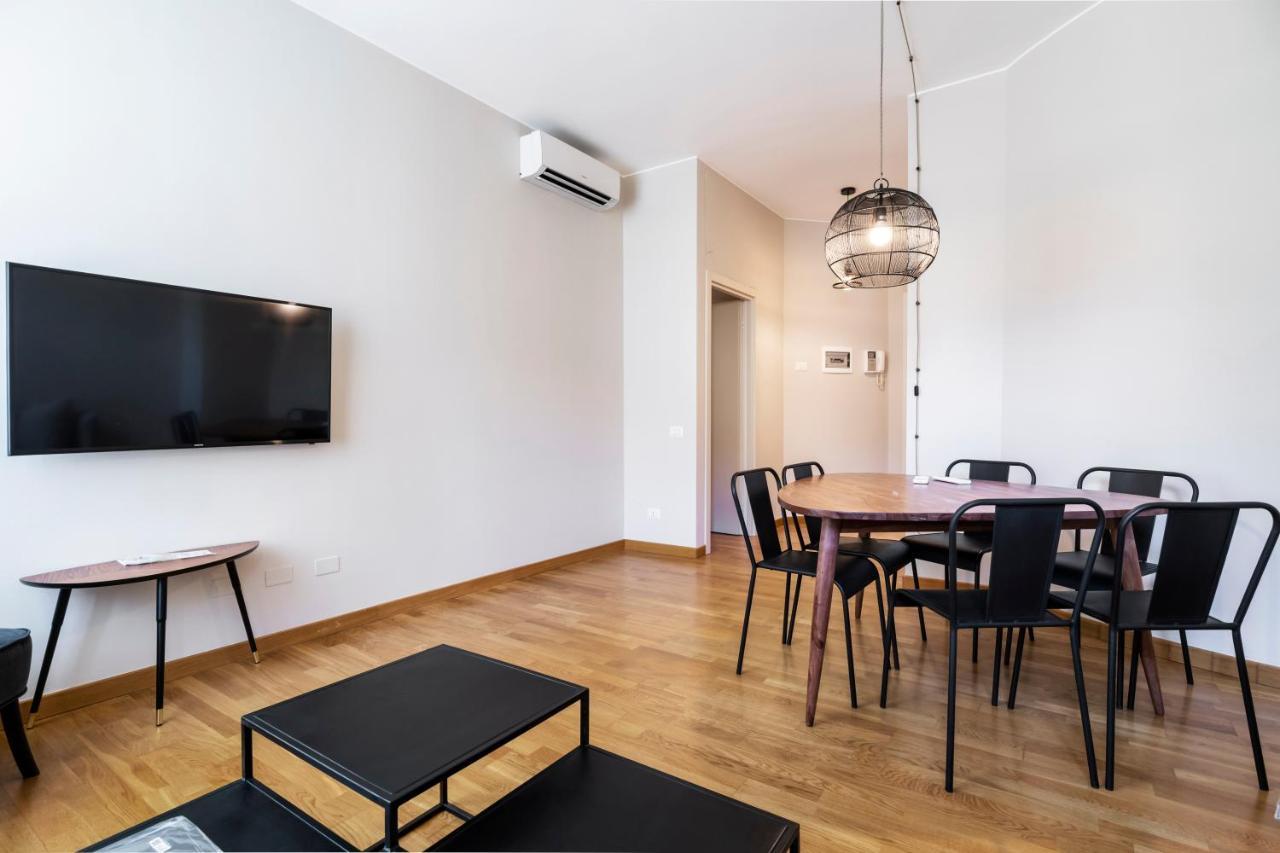 Residenza Cornaggia Apartment Milan Luaran gambar