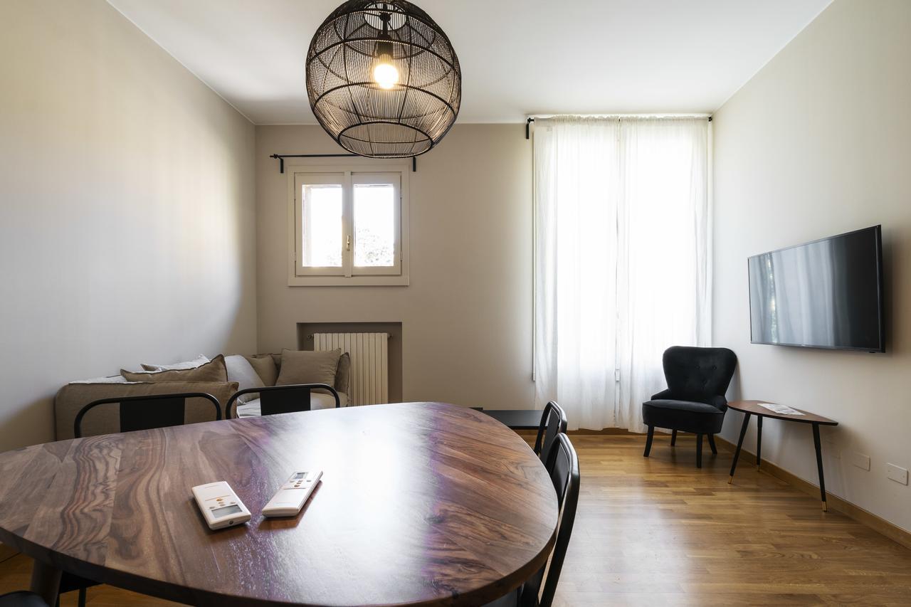 Residenza Cornaggia Apartment Milan Luaran gambar