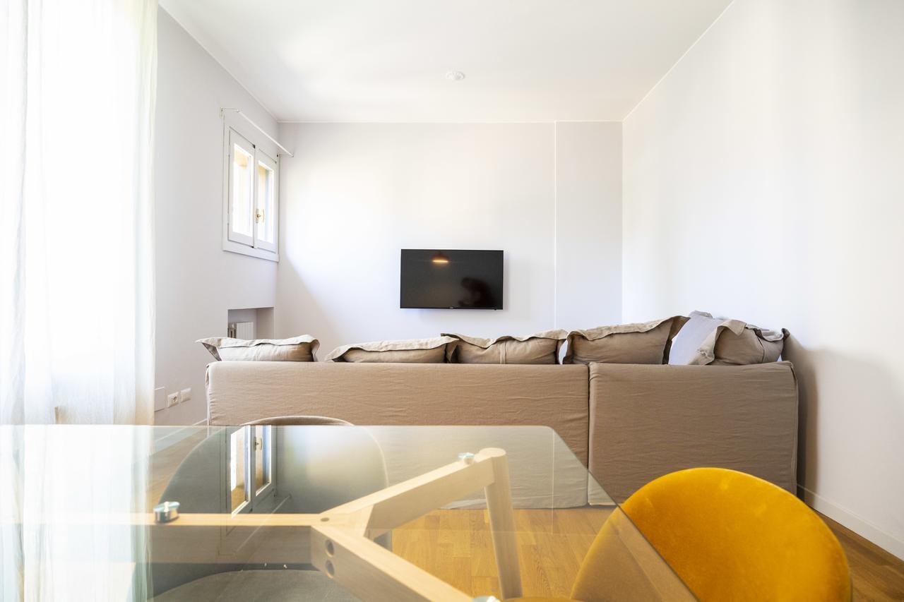 Residenza Cornaggia Apartment Milan Luaran gambar