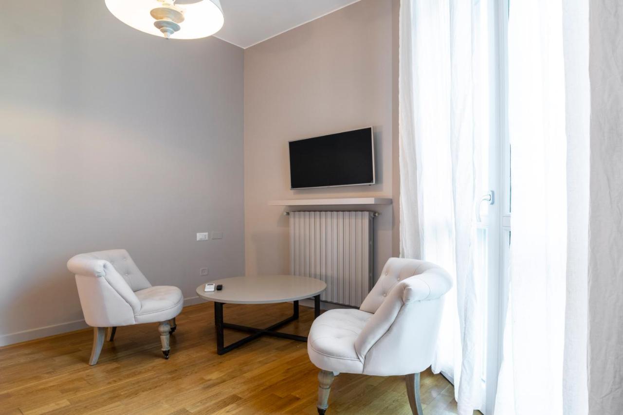 Residenza Cornaggia Apartment Milan Luaran gambar